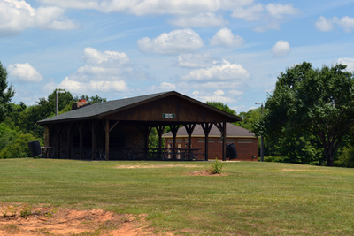 Walnut Shelter